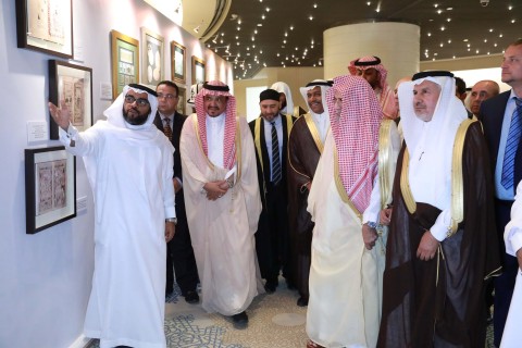 Group photo (Photo AETOSWire).jpg